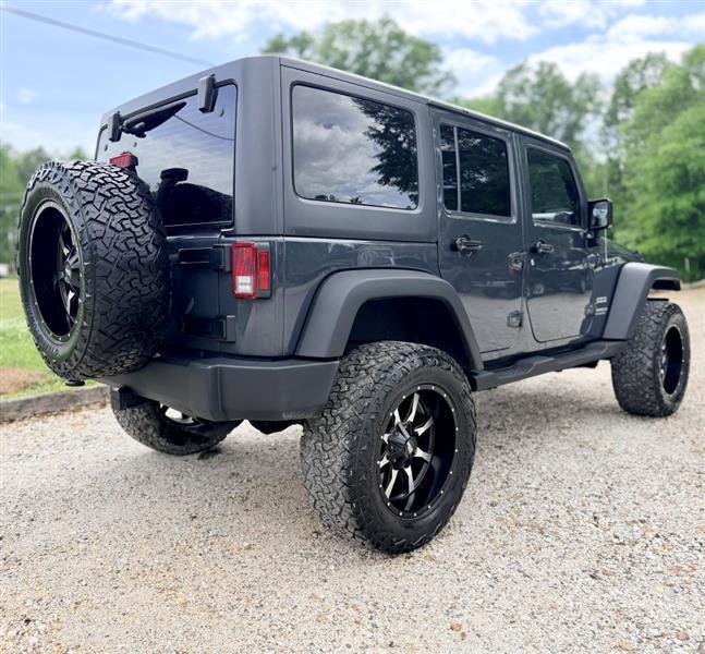 Jeep Wrangler Unlimited Sport 4WD 2017