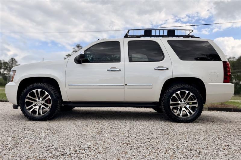 Chevrolet Tahoe  2013