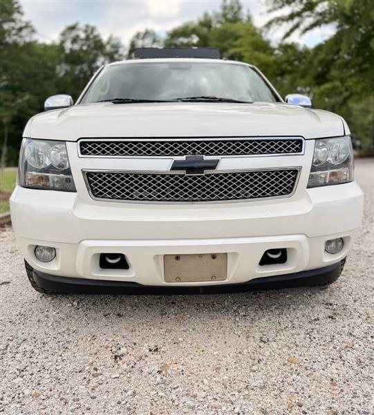 Chevrolet Tahoe  2013