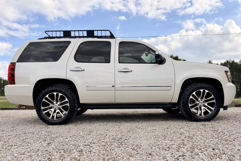 Chevrolet Tahoe  2013