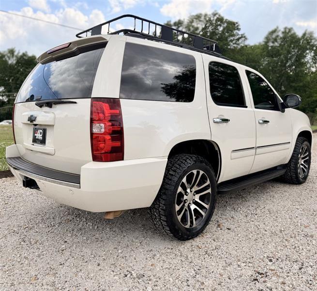 Chevrolet Tahoe  2013