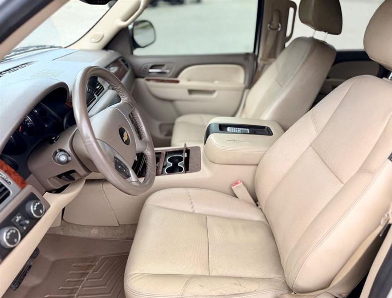 Chevrolet Tahoe  2013