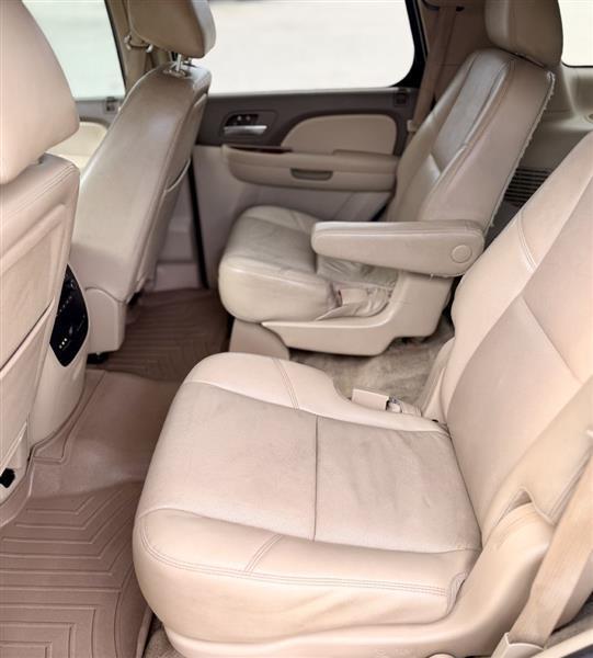 Chevrolet Tahoe  2013