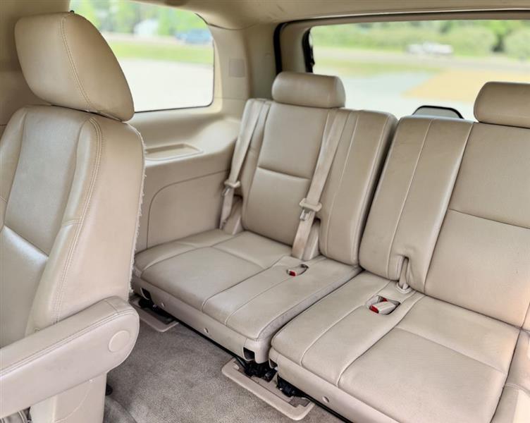 Chevrolet Tahoe  2013