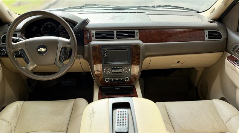 Chevrolet Tahoe  2013