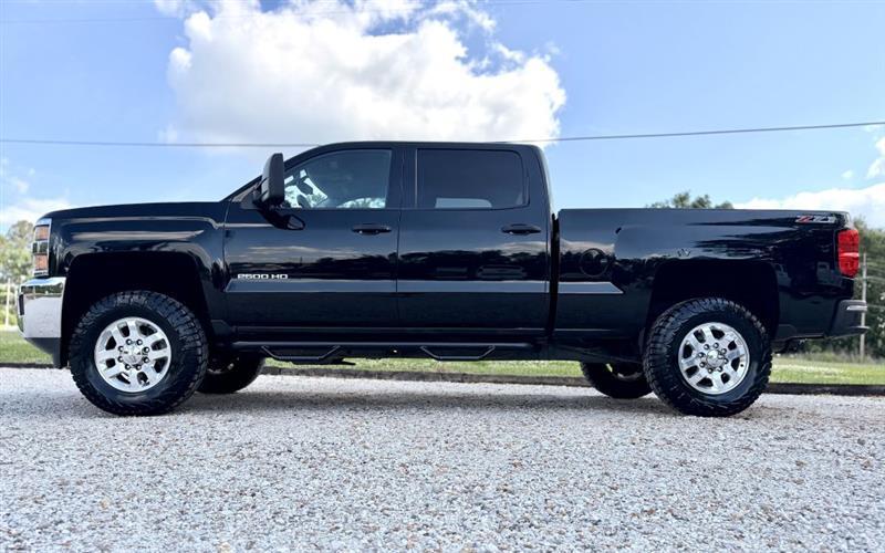 Chevrolet Silverado 2500HD LT Crew Cab 4WD 2015