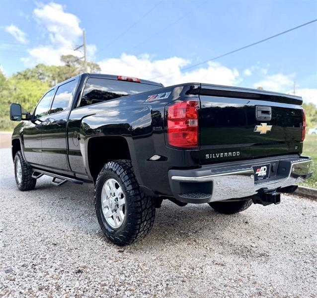 Chevrolet Silverado 2500HD LT Crew Cab 4WD 2015