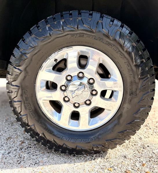 Chevrolet Silverado 2500HD LT Crew Cab 4WD 2015