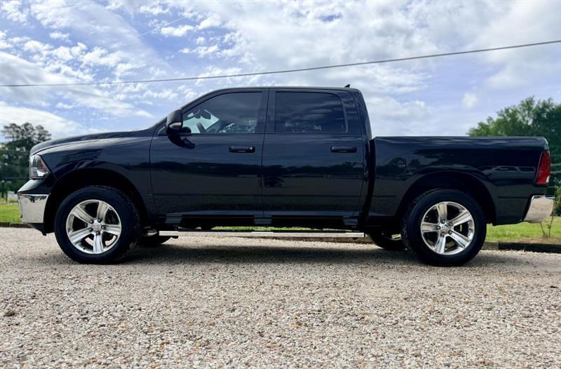 RAM 1500 SLT Crew Cab SWB 4WD 2015