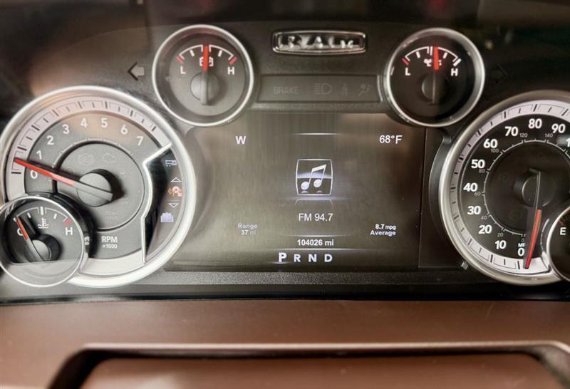 RAM 1500 SLT Crew Cab SWB 4WD 2015