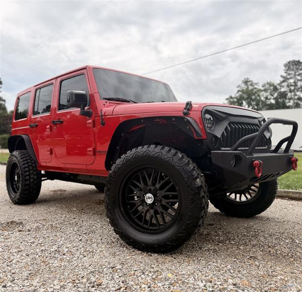 Jeep Wrangler Unlimited Sahara 4WD 2014