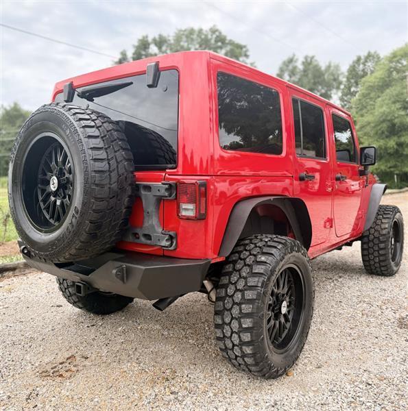 Jeep Wrangler Unlimited Sahara 4WD 2014