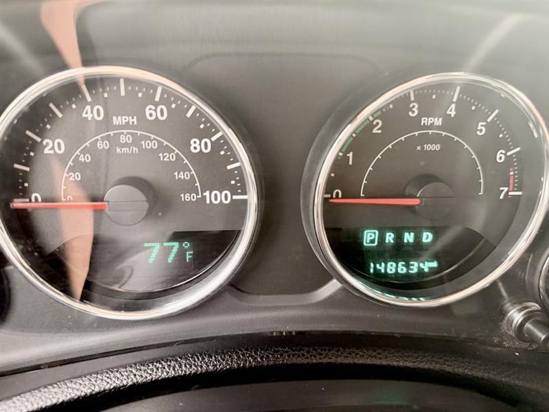 Jeep Wrangler Unlimited Sahara 4WD 2014