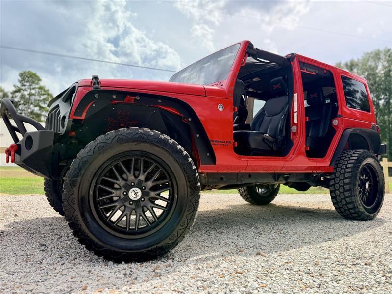 2014 Jeep Wrangler Unlimited Sahara 4WD