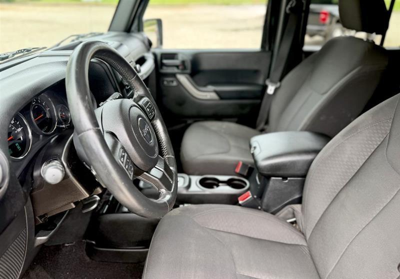Jeep Wrangler Unlimited Sport 4WD 2015