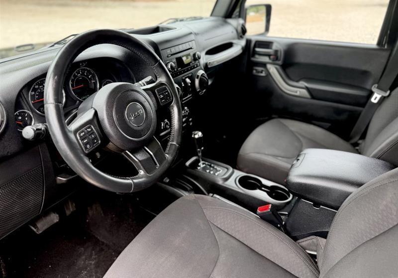 Jeep Wrangler Unlimited Sport 4WD 2015