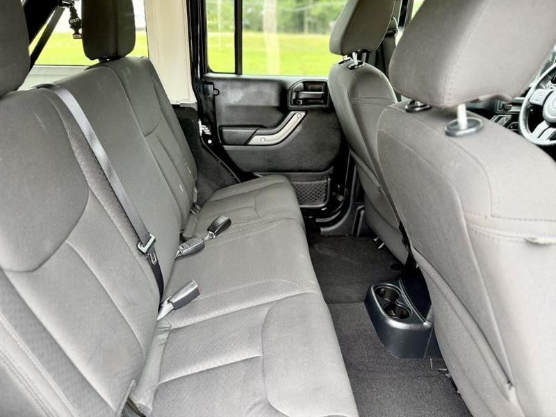 Jeep Wrangler Unlimited Sport 4WD 2015