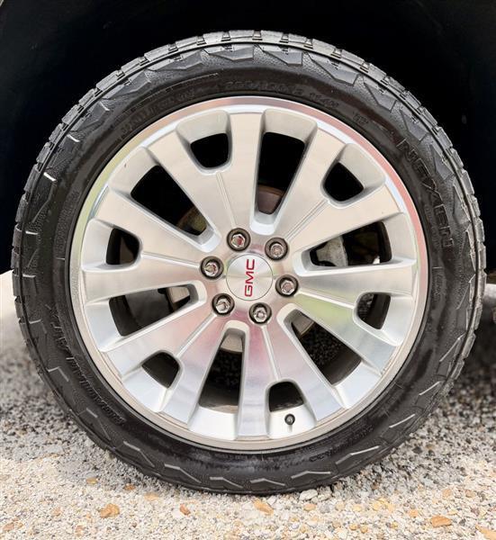 GMC Yukon SLT 4WD 2018