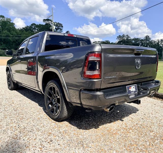 RAM 1500 Laramie Crew Cab SWB 2WD 2021