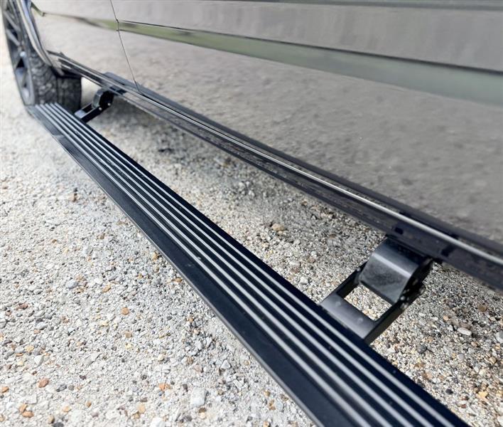 RAM 1500 Laramie Crew Cab SWB 2WD 2021