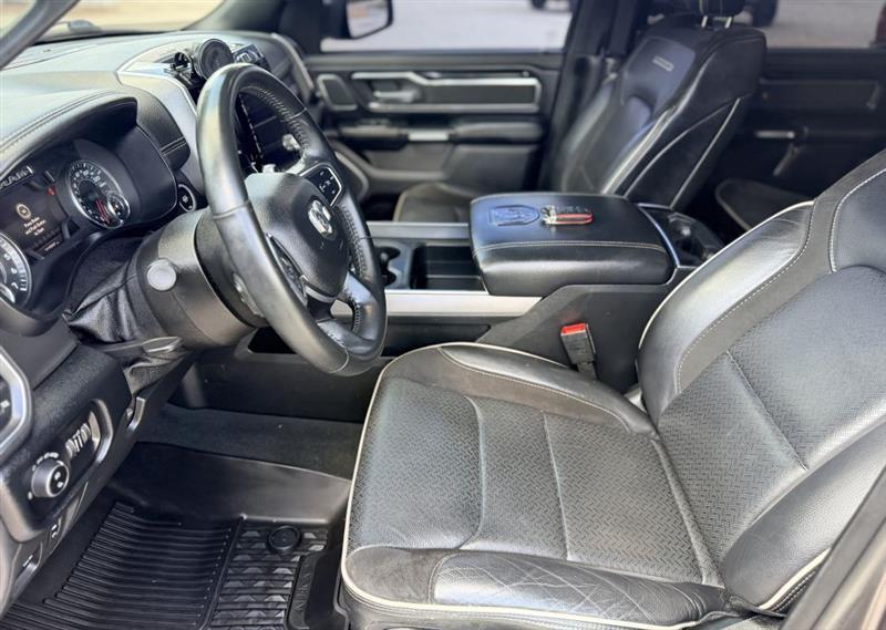 RAM 1500 Laramie Crew Cab SWB 2WD 2021