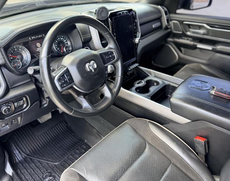 RAM 1500 Laramie Crew Cab SWB 2WD 2021