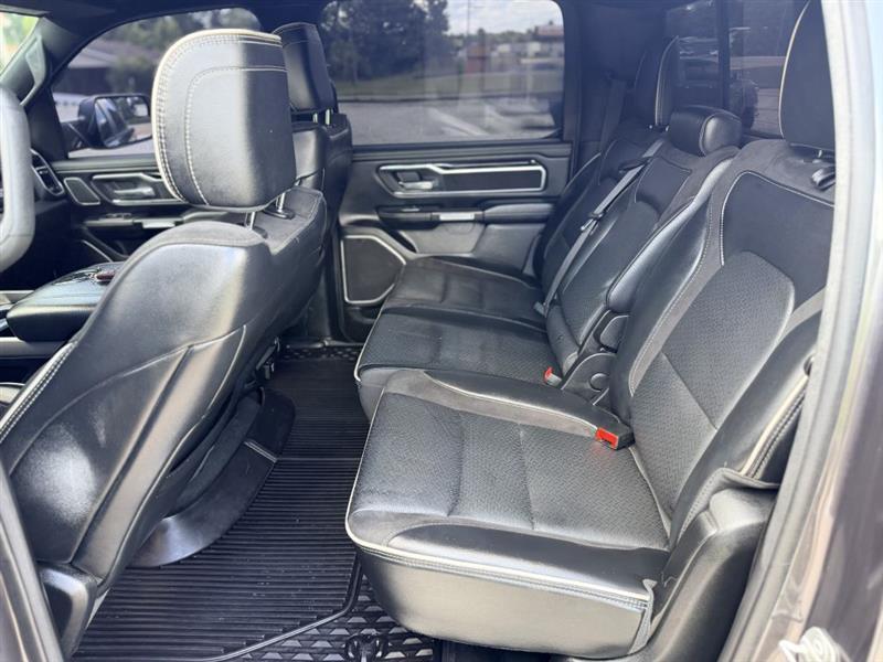 RAM 1500 Laramie Crew Cab SWB 2WD 2021