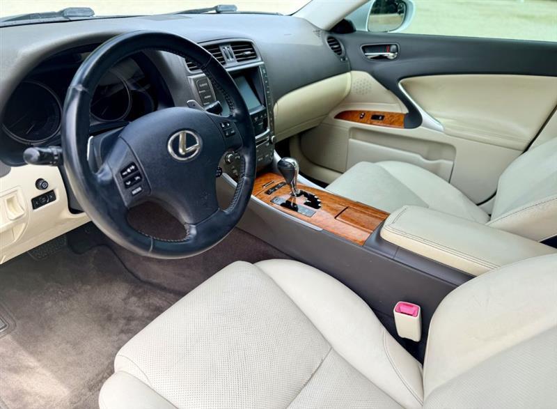 Lexus IS IS 250 6-Speed Manual 2009