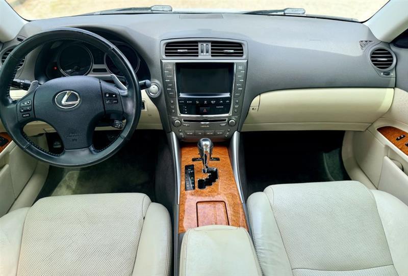 Lexus IS IS 250 6-Speed Manual 2009