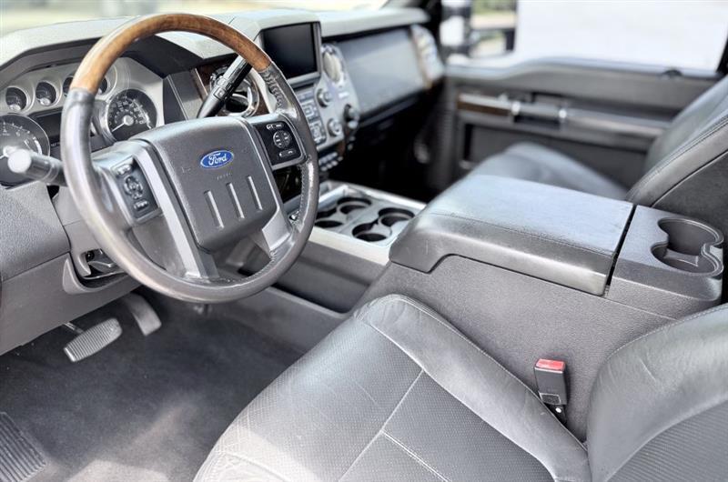 Ford F-250 SD Lariat Crew Cab 4WD 2016