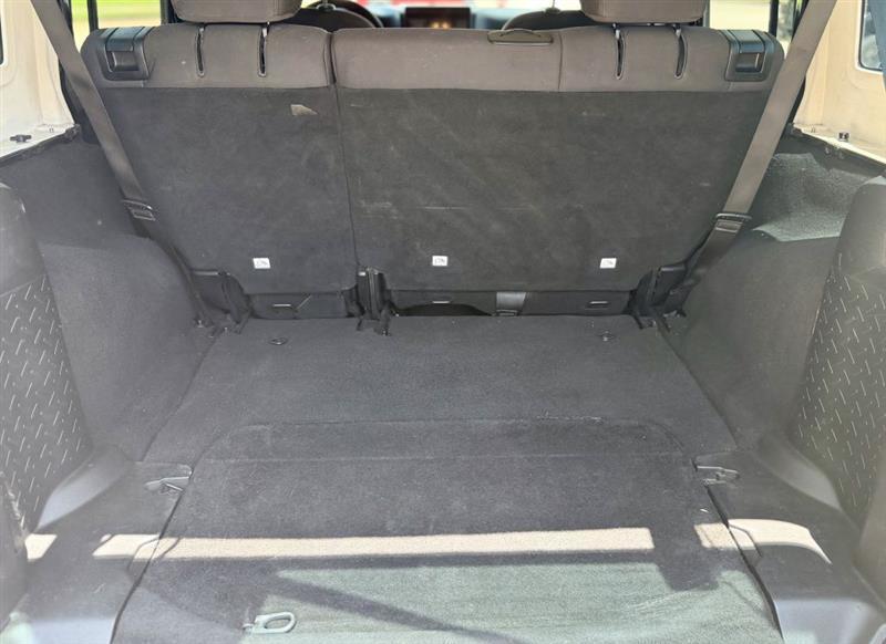 Jeep Wrangler Unlimited Sport 4WD 2012