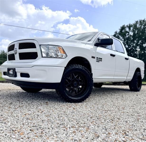 RAM 1500 Classic Tradesman Crew Cab LWB 4WD 2023