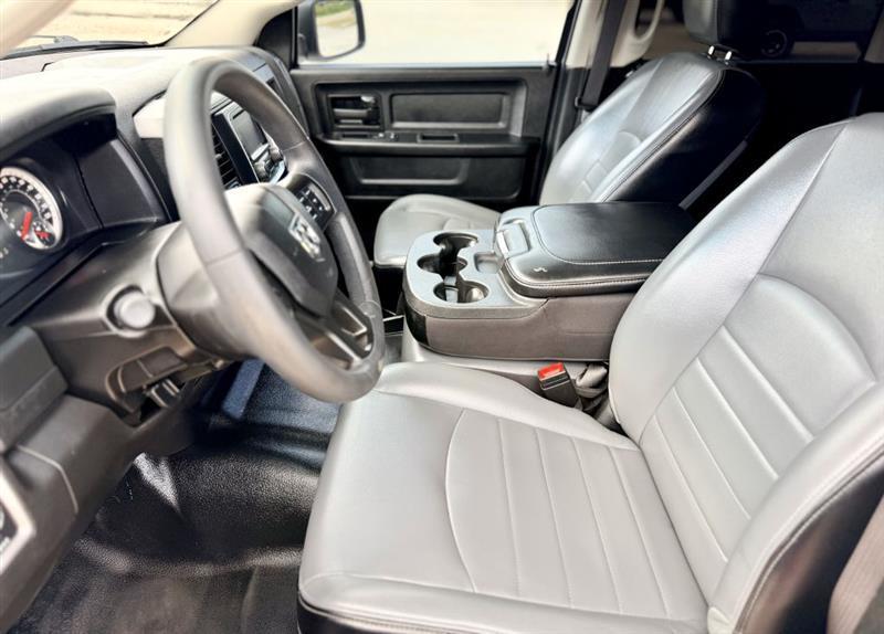 RAM 1500 Classic Tradesman Crew Cab LWB 4WD 2023