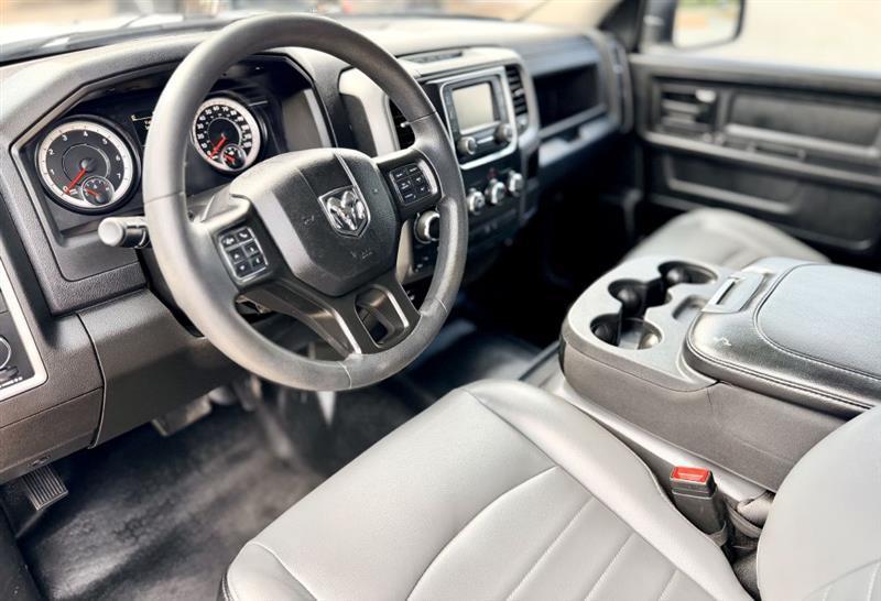 RAM 1500 Classic Tradesman Crew Cab LWB 4WD 2023