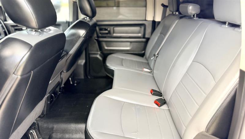 RAM 1500 Classic Tradesman Crew Cab LWB 4WD 2023