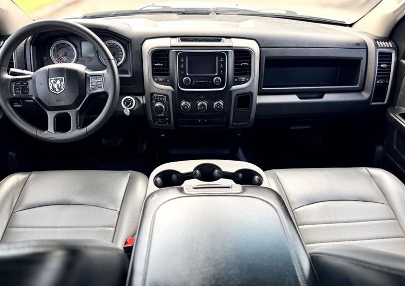 RAM 1500 Classic Tradesman Crew Cab LWB 4WD 2023