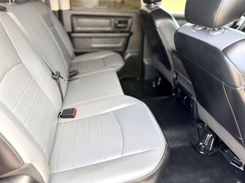 RAM 1500 Classic Tradesman Crew Cab LWB 4WD 2023