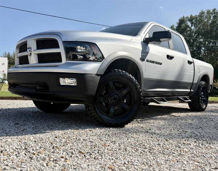 RAM 1500 SLT Crew Cab 4WD 2011