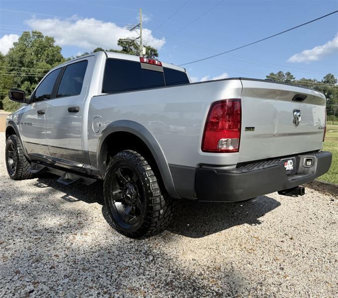 RAM 1500 SLT Crew Cab 4WD 2011