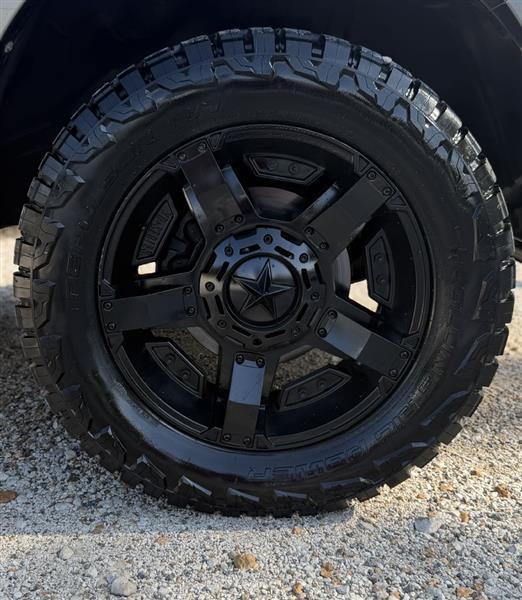 RAM 1500 SLT Crew Cab 4WD 2011
