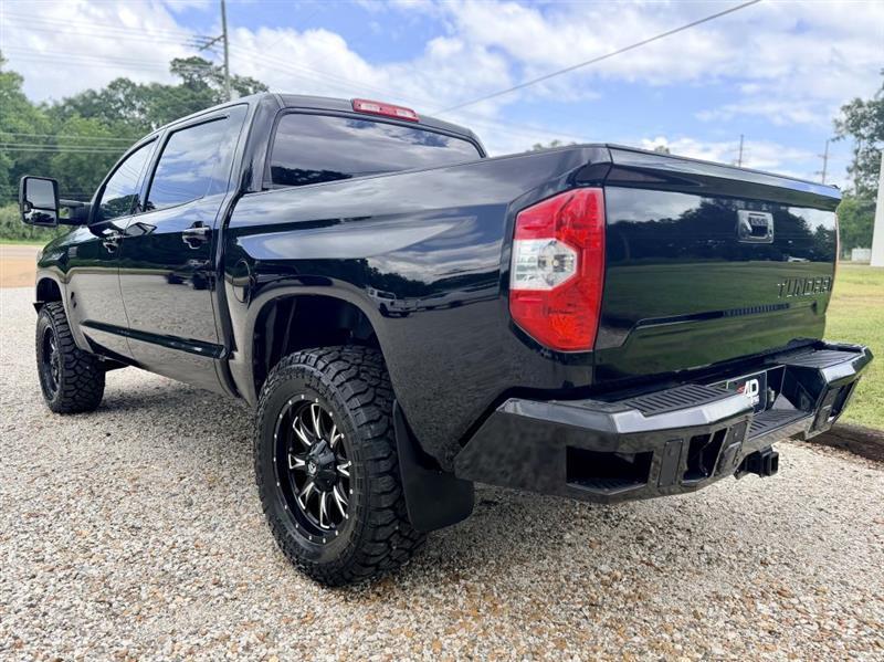 Toyota Tundra Platinum CrewMax 5.7L FFV 4WD 2016