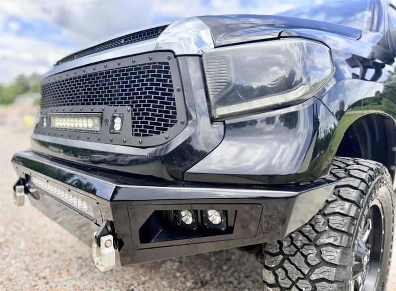 Toyota Tundra Platinum CrewMax 5.7L FFV 4WD 2016