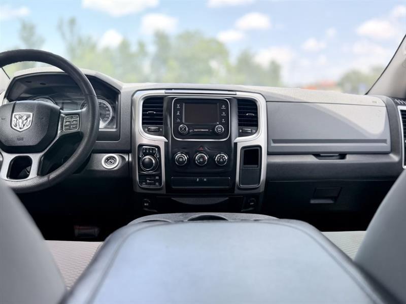 RAM 1500 Classic Tradesman Crew Cab SWB 4WD 2019
