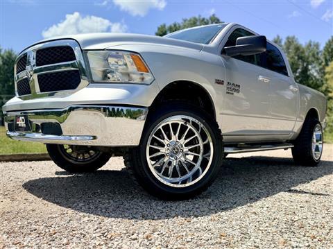 2019 RAM 1500 Classic Tradesman Crew Cab SWB 4WD