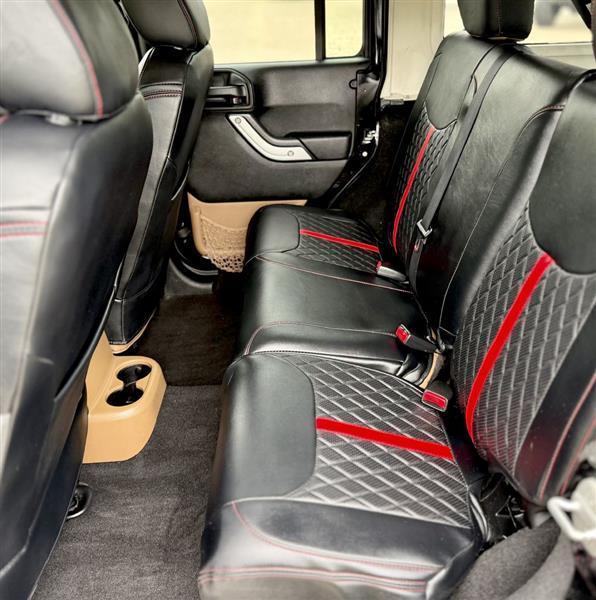 Jeep Wrangler Unlimited Rubicon 4WD 2013