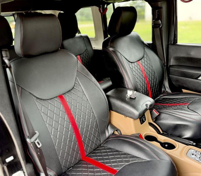 Jeep Wrangler Unlimited Rubicon 4WD 2013