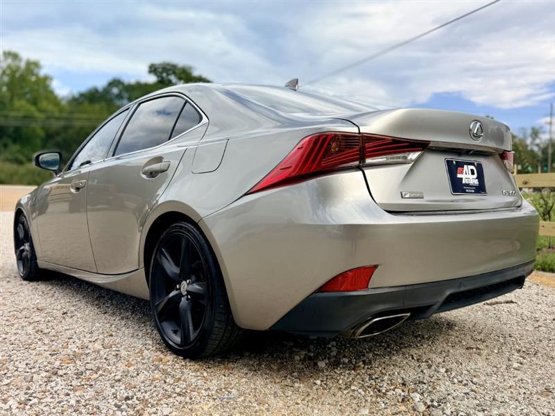 Lexus IS 300 AWD 2018