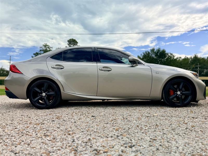 Lexus IS 300 AWD 2018