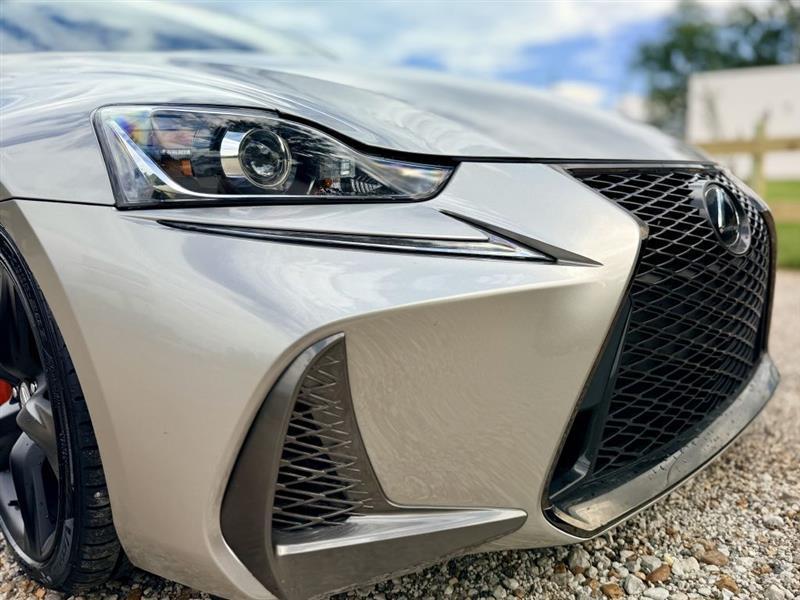 Lexus IS 300 AWD 2018