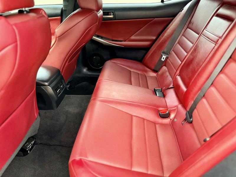 Lexus IS 300 AWD 2018